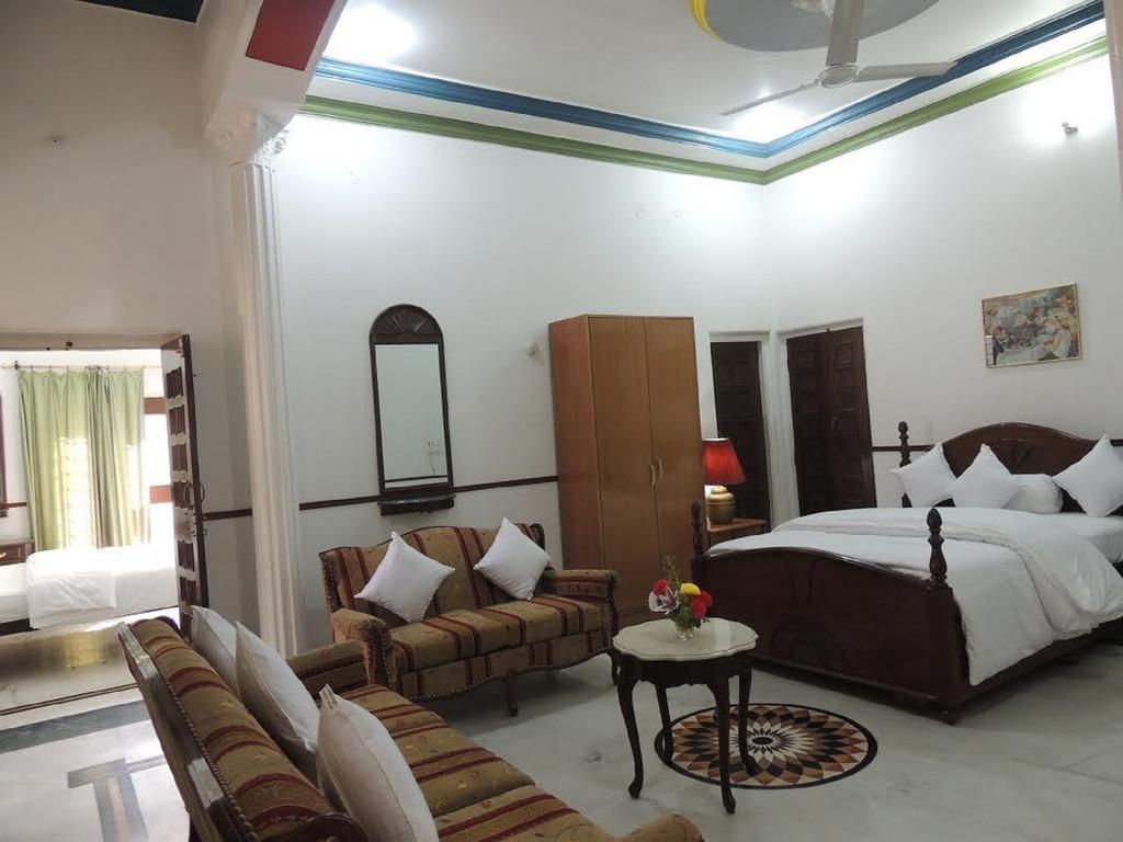 Kunjpur Guest House Allāhābād Junction Стая снимка